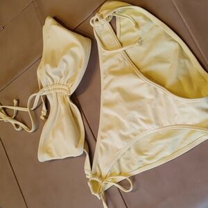 3/$30 Debenhams Pale Yellow Bikini